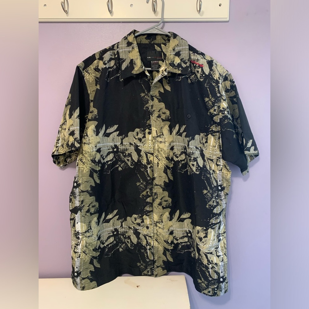 FUBU the Collection Black Pattern button up shirt short sleeve Large